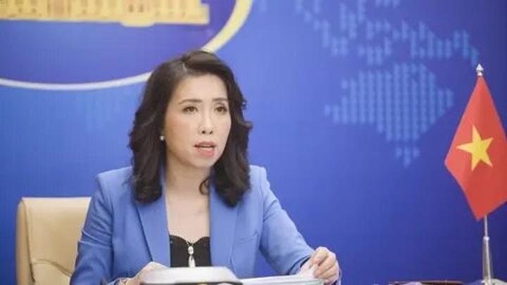 Phương Oanh diện set đồ 50 - Cảm hứng video marketing từ Hotspot Matrix